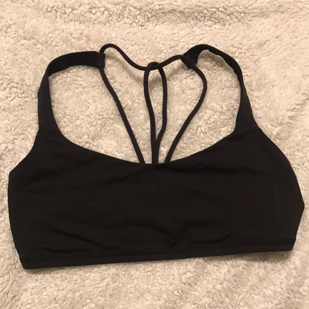 Lululemon free to be bra